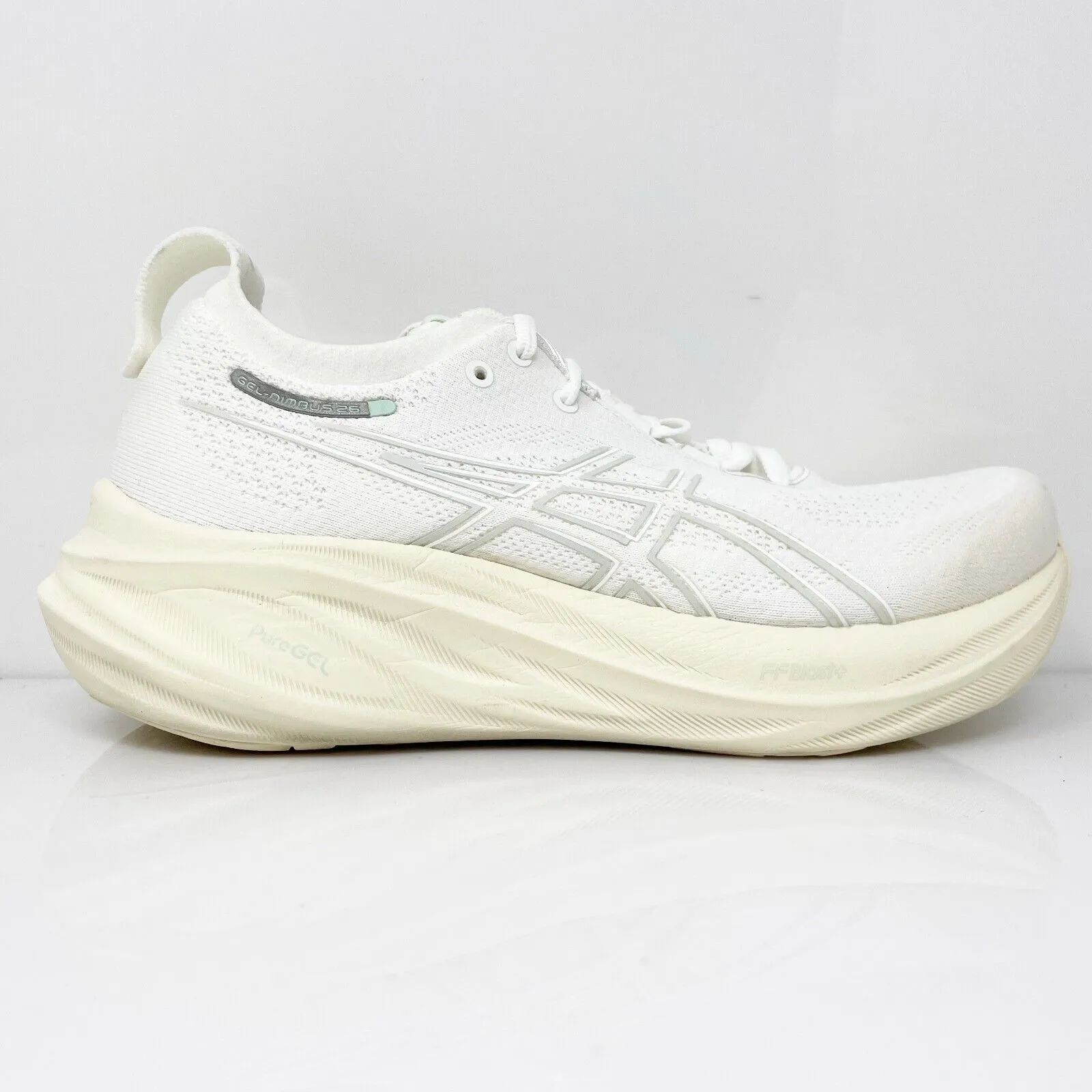 Asics Womens Gel Nimbus 26 1012B601 White Running Shoes Sneakers Size 7.5