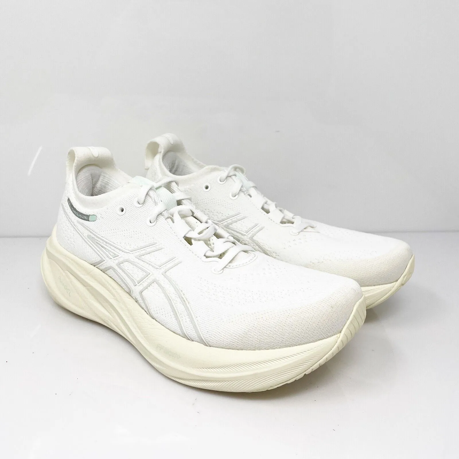 Asics Womens Gel Nimbus 26 1012B601 White Running Shoes Sneakers Size 7.5