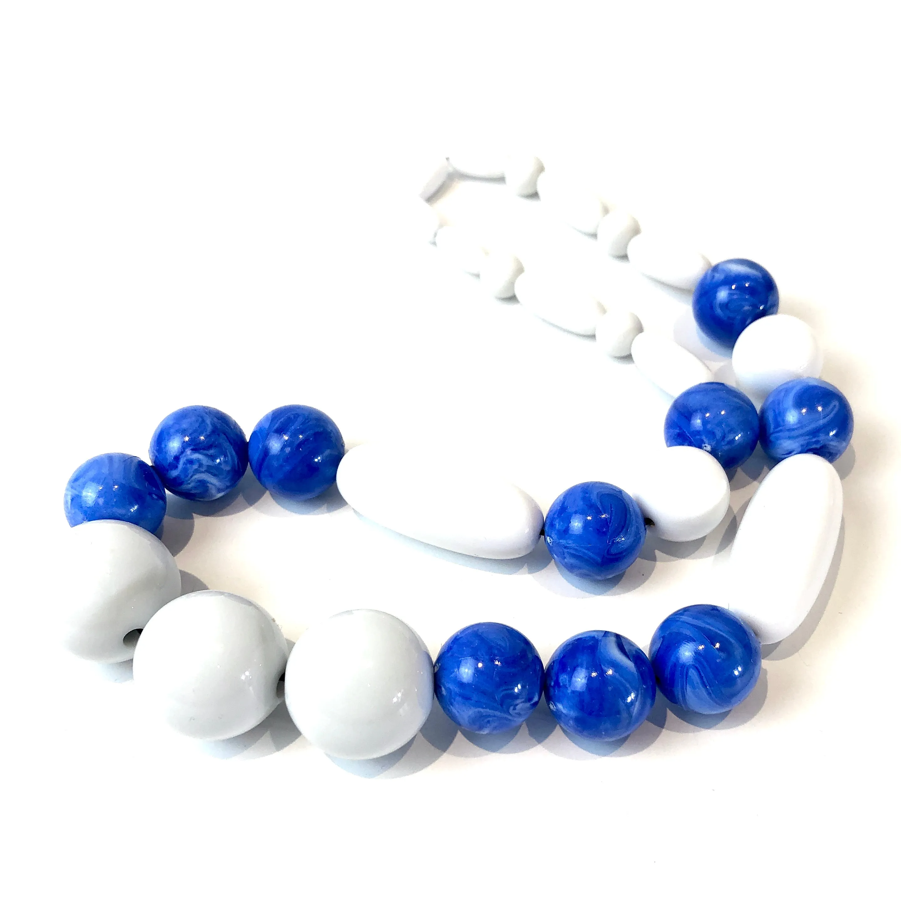 Deep Periwinkle Blue & White Lucite Stretch Bauble Necklace - Midi