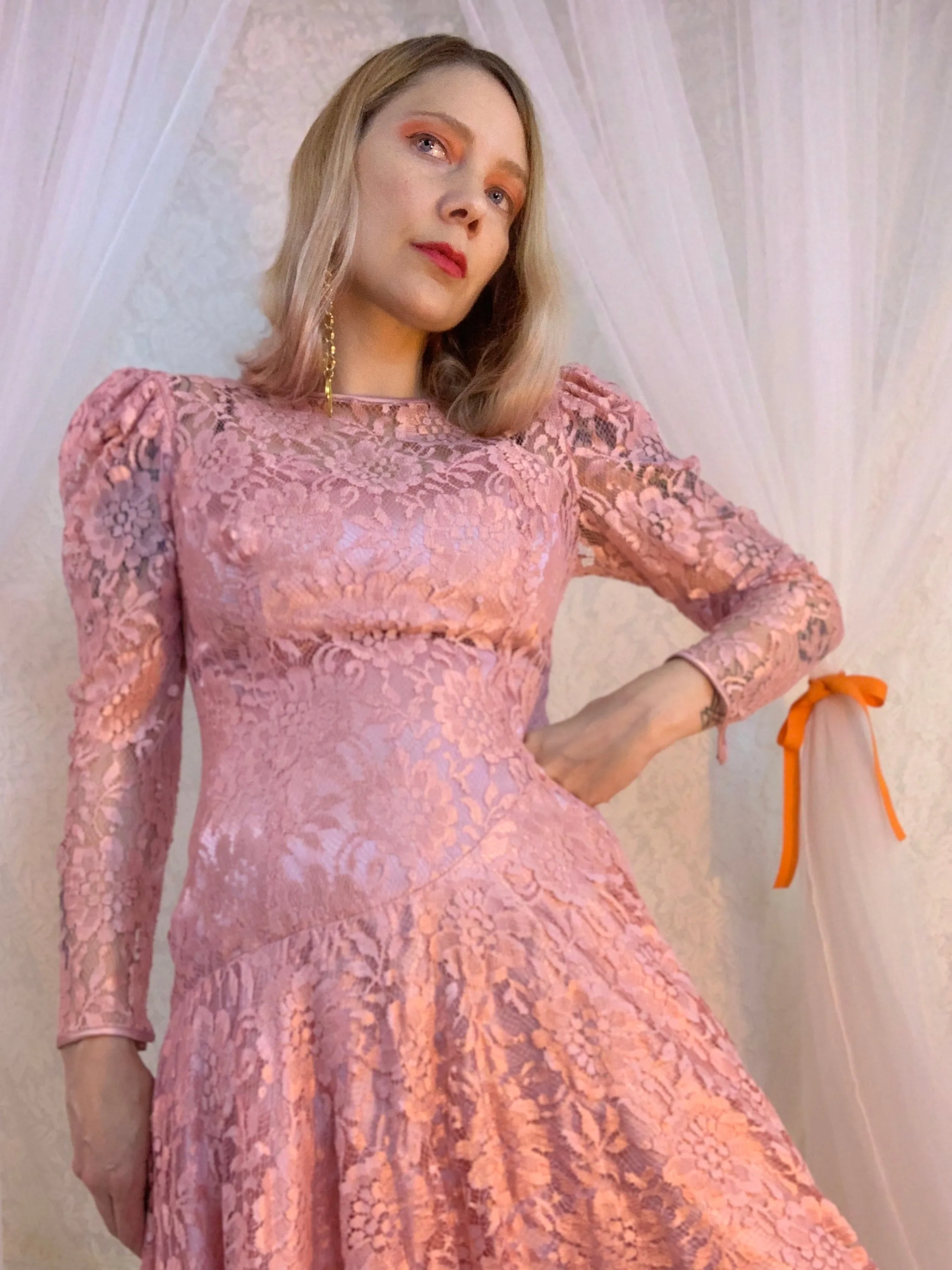 Dusty rose lace puff sleeve dress