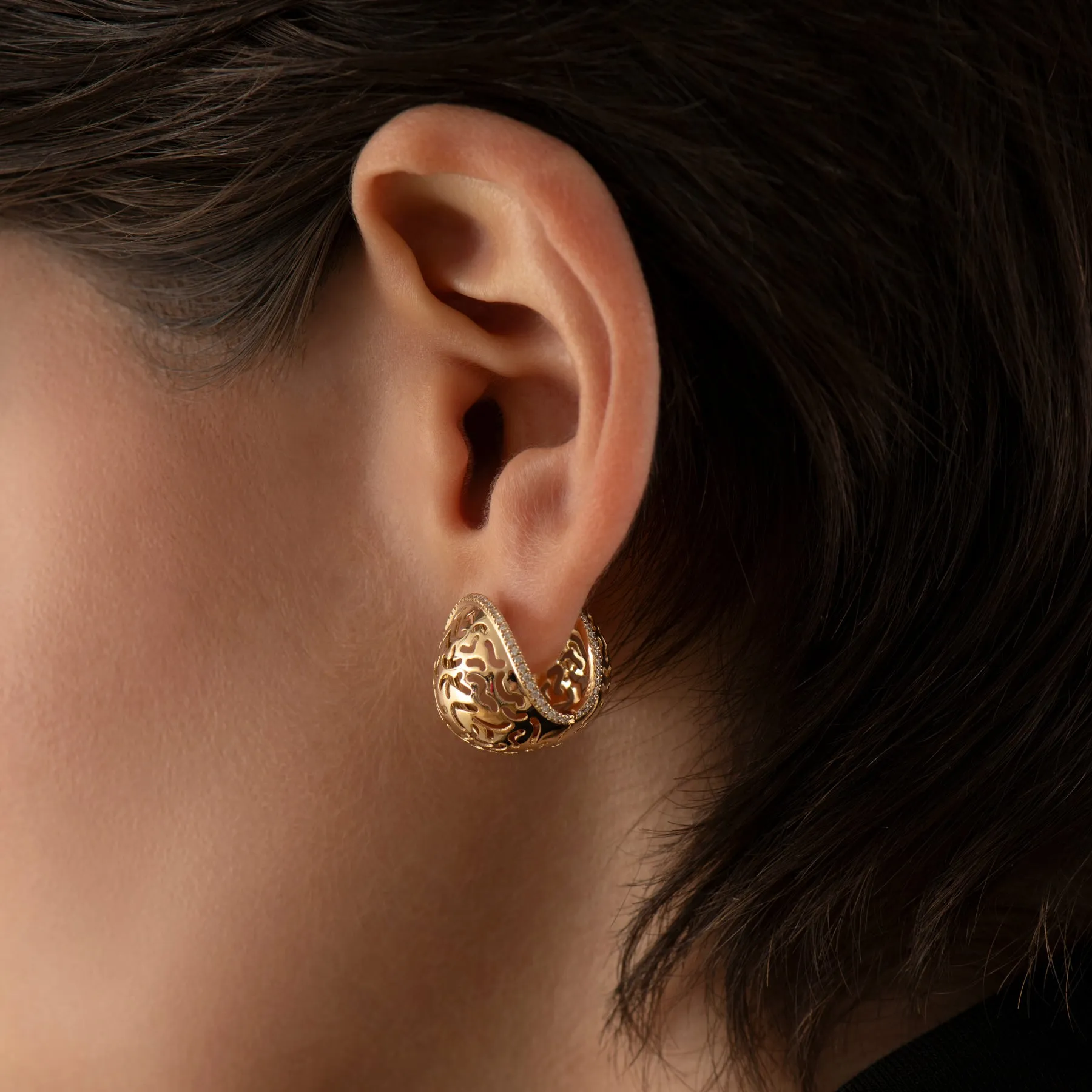 Elliptic Lace Statement Earrings in Solid Gold