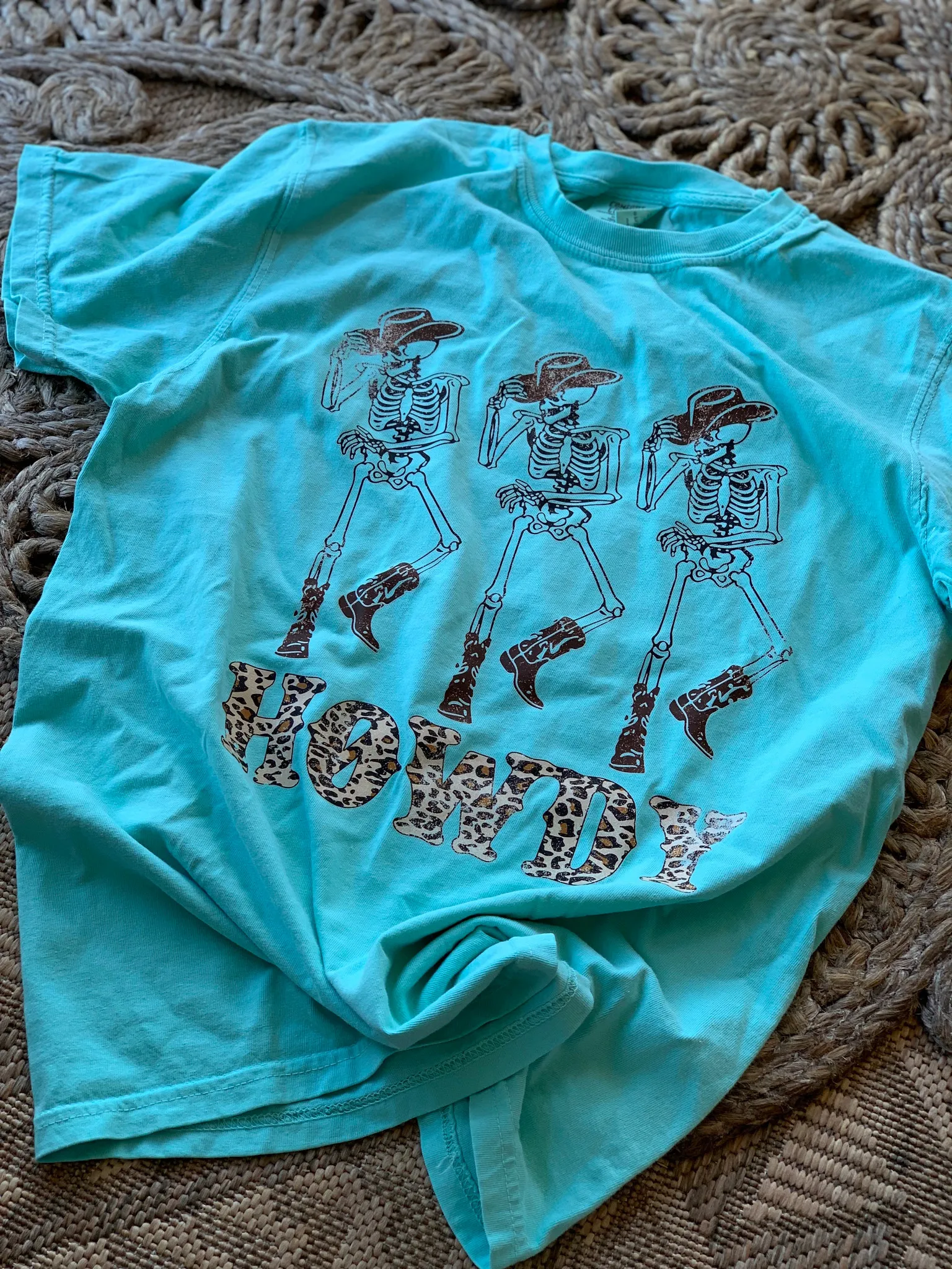 Howdy Cowboy Leopard Skeletons Tee Chalky Mint