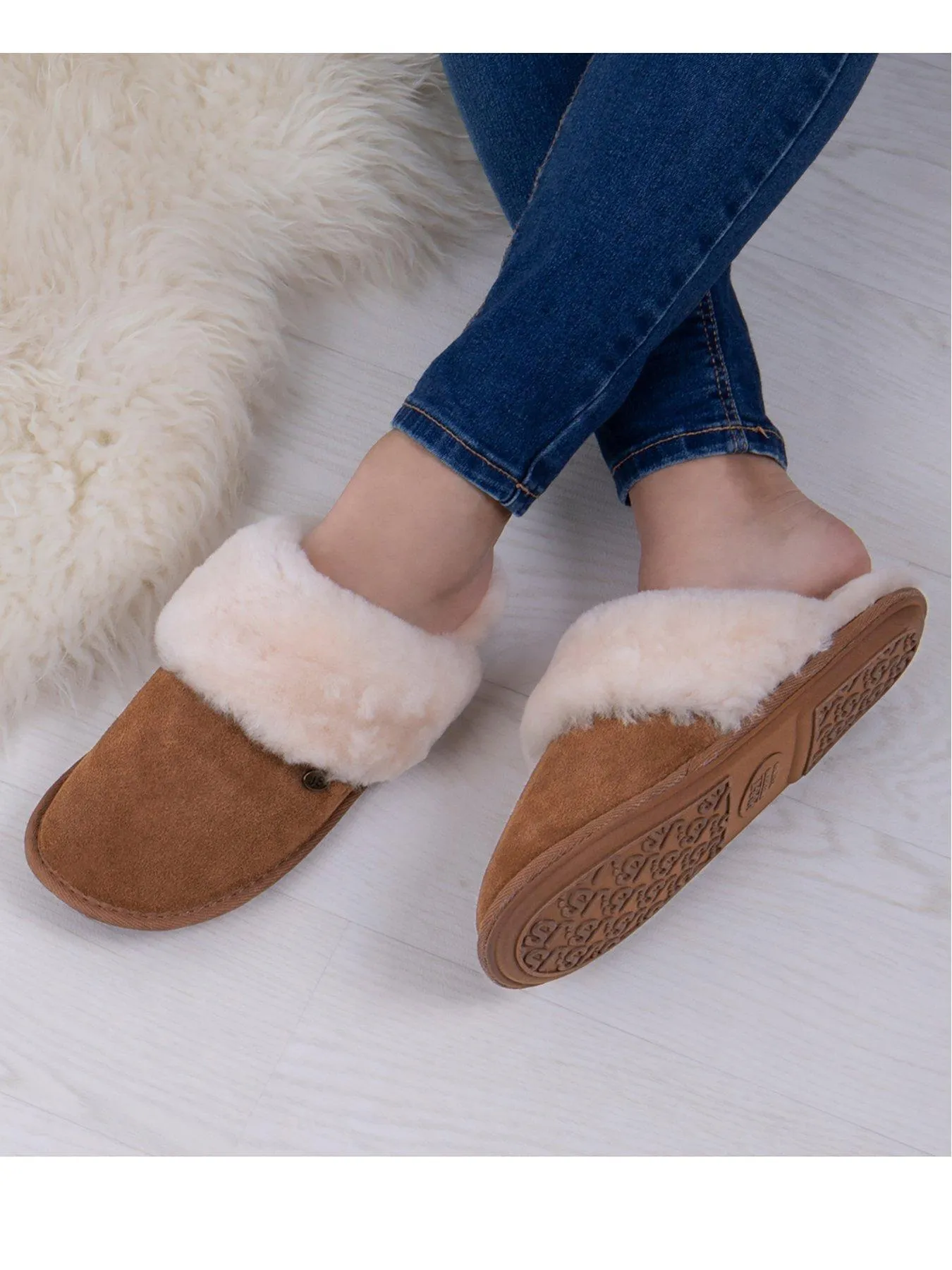 Just Sheepskin Duchess Soft Cuff Sheepskin Mule - Chestnut