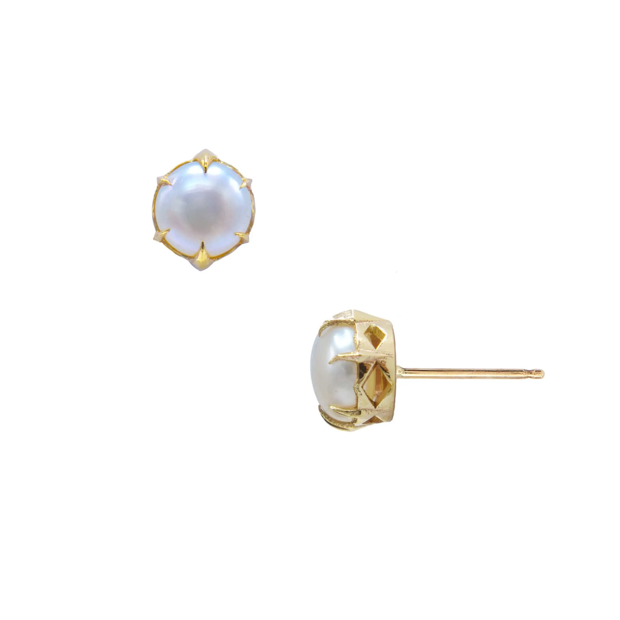 MYSTICAL CROWN STUDS, 6MM PEARL