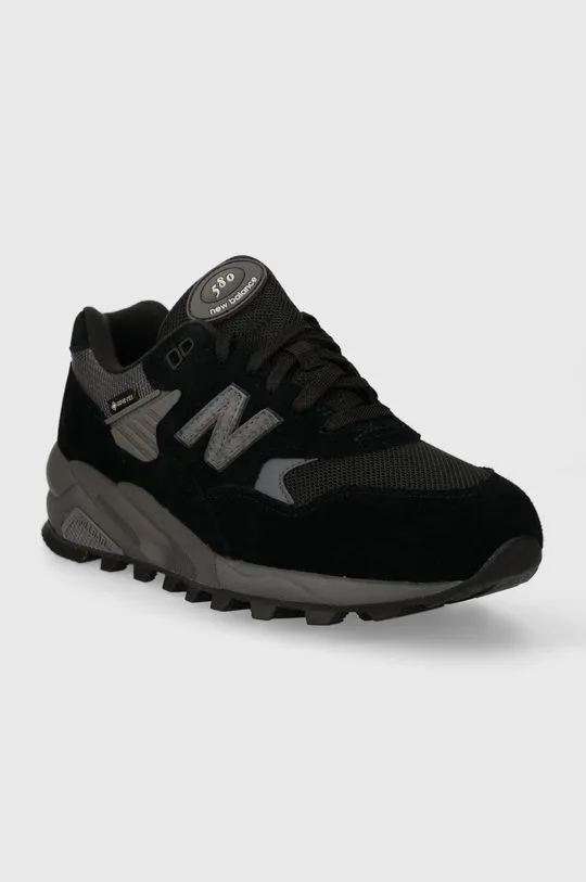 New Balance sneakers MT580RGR black color