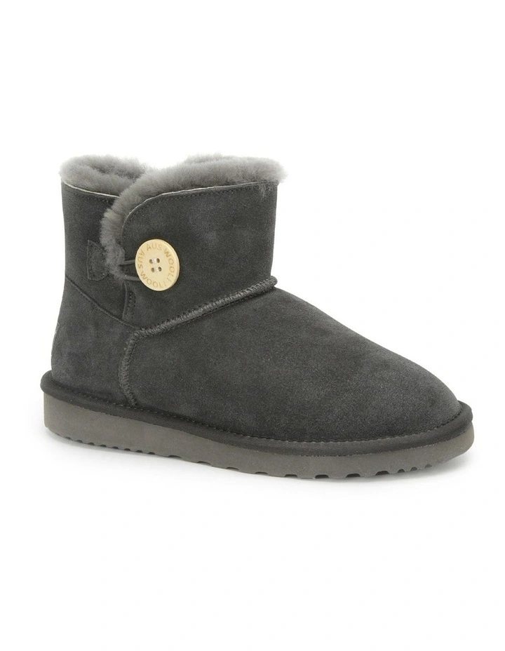 Short Sheepskin Button Boot in Grey